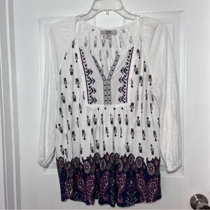 Vintage America Blues White Top with Navy & Burgundy Embroidery and Print